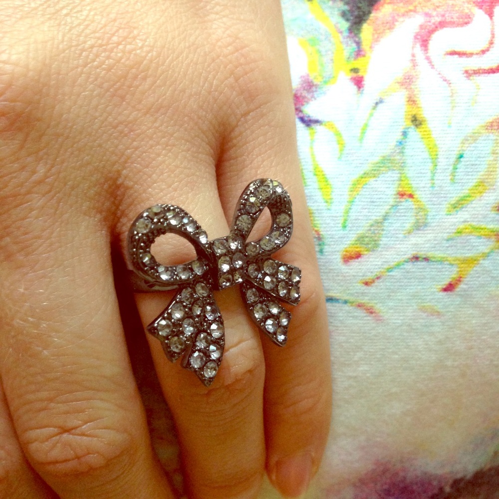 Cute Rhinestone Bow Ring
